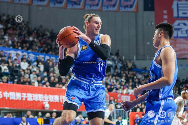 CBA外援注册更新，篮球赛场上的国际友情与家园温馨