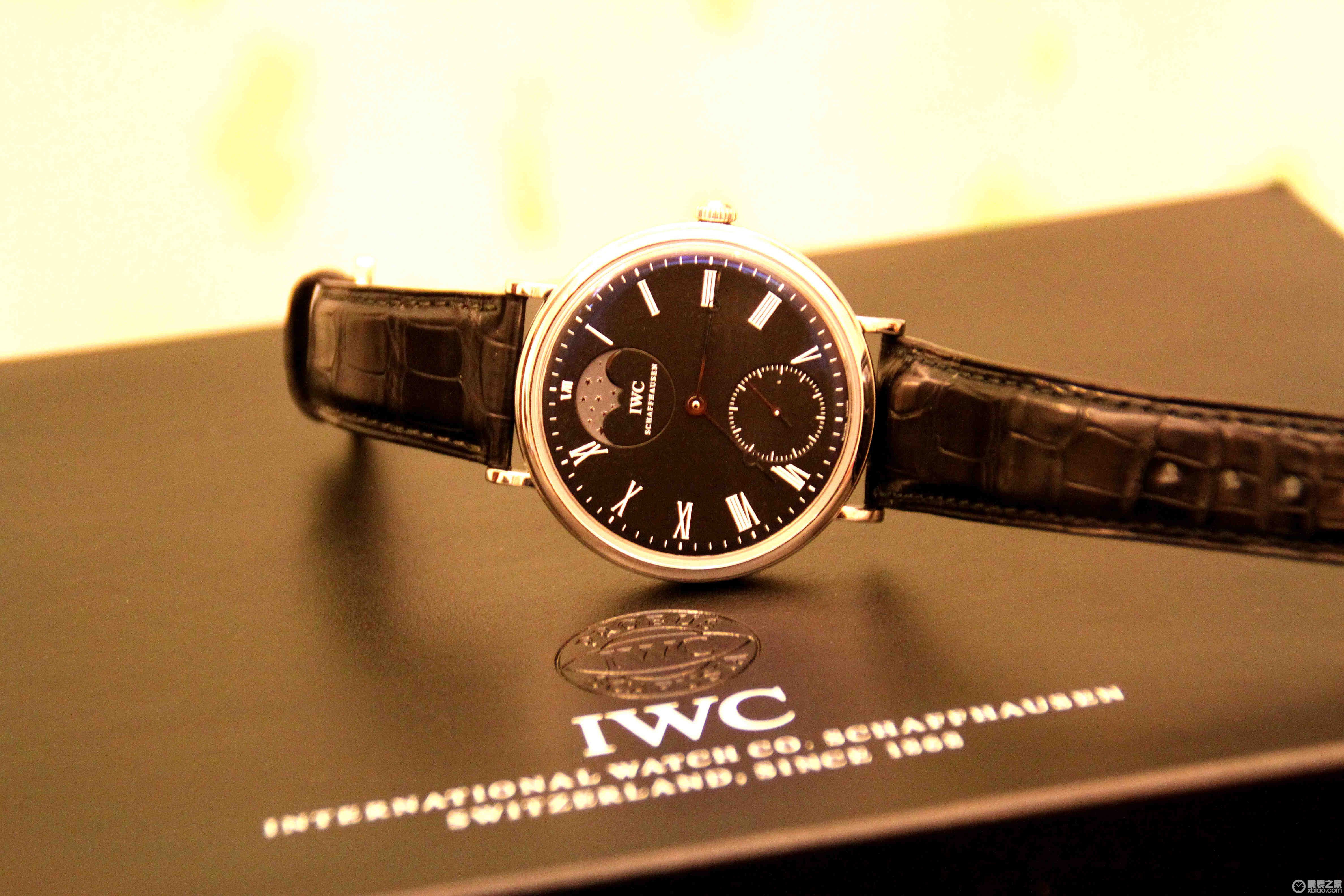 IWC手表价格与图片，时间与友情的交织故事
